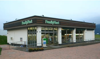 ファミリーマート ひるがの高原SA(上り)店